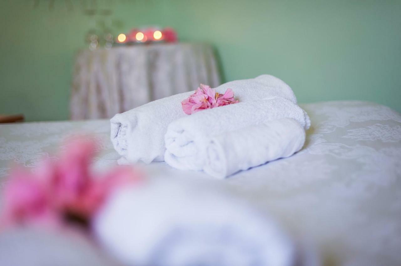 Le Quattro Mura Bed and Breakfast Pula Εξωτερικό φωτογραφία