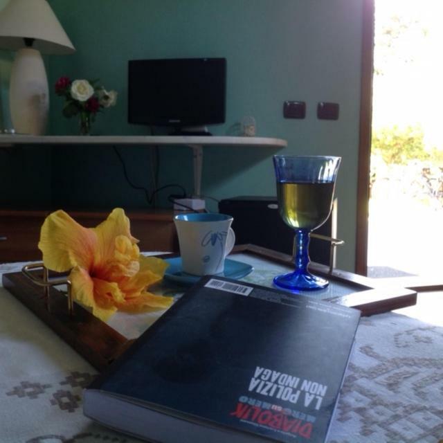 Le Quattro Mura Bed and Breakfast Pula Εξωτερικό φωτογραφία